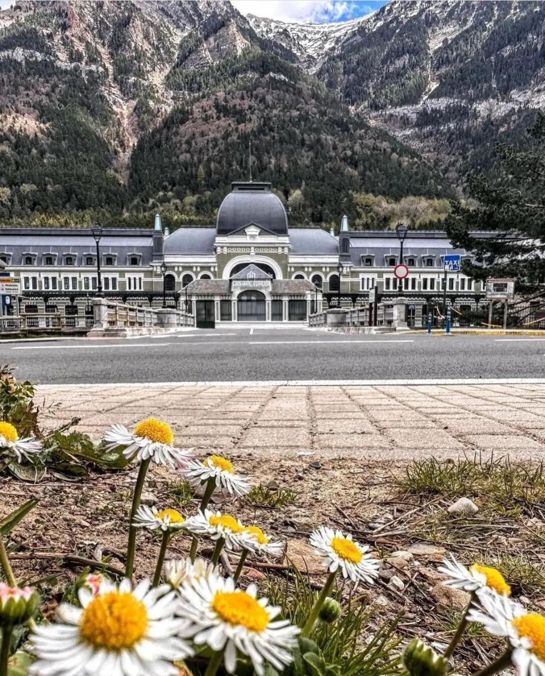 Apartamento Canfranc Zewnętrze zdjęcie